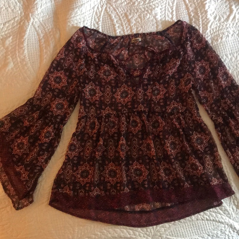 Sheer hollister top